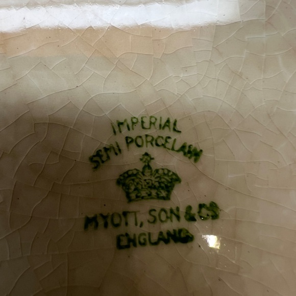 Myott & Sons Semi Porcelain Serving Bowl - Picture 4 of 4